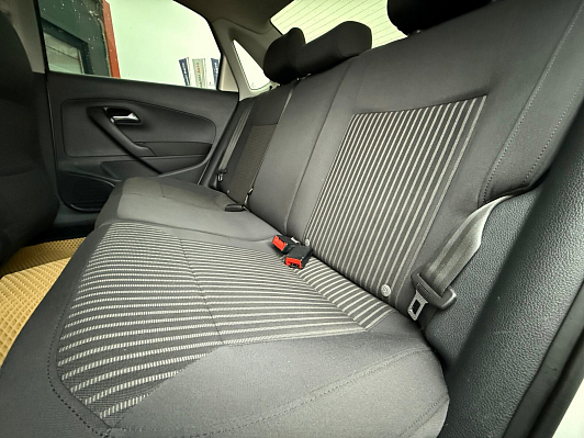 Volkswagen Polo Comfortline, 2015 года, пробег 244924 км