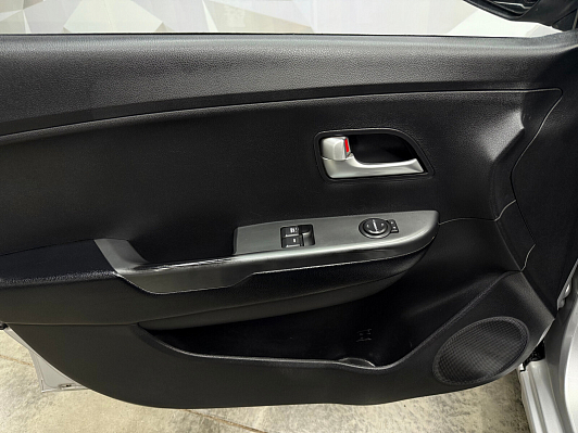 Kia Rio Comfort, 2014 года, пробег 97413 км