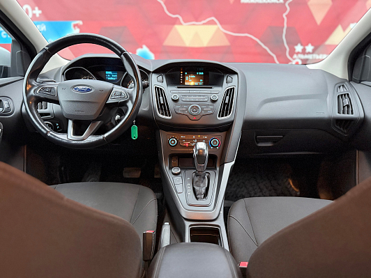 Ford Focus SYNC Edition, 2017 года, пробег 246000 км