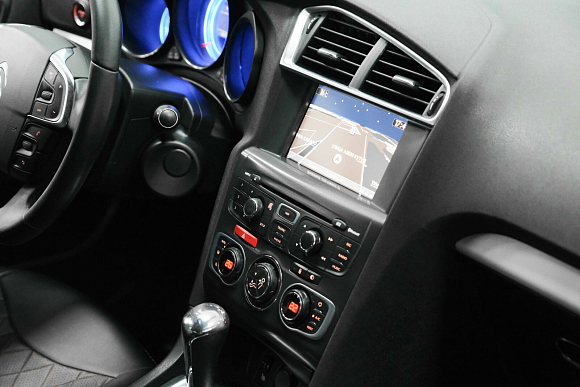 Citroen C4 Exclusive, 2014 года, пробег 118000 км