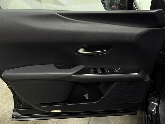 Lexus UX #live, 2021 года, пробег 47258 км