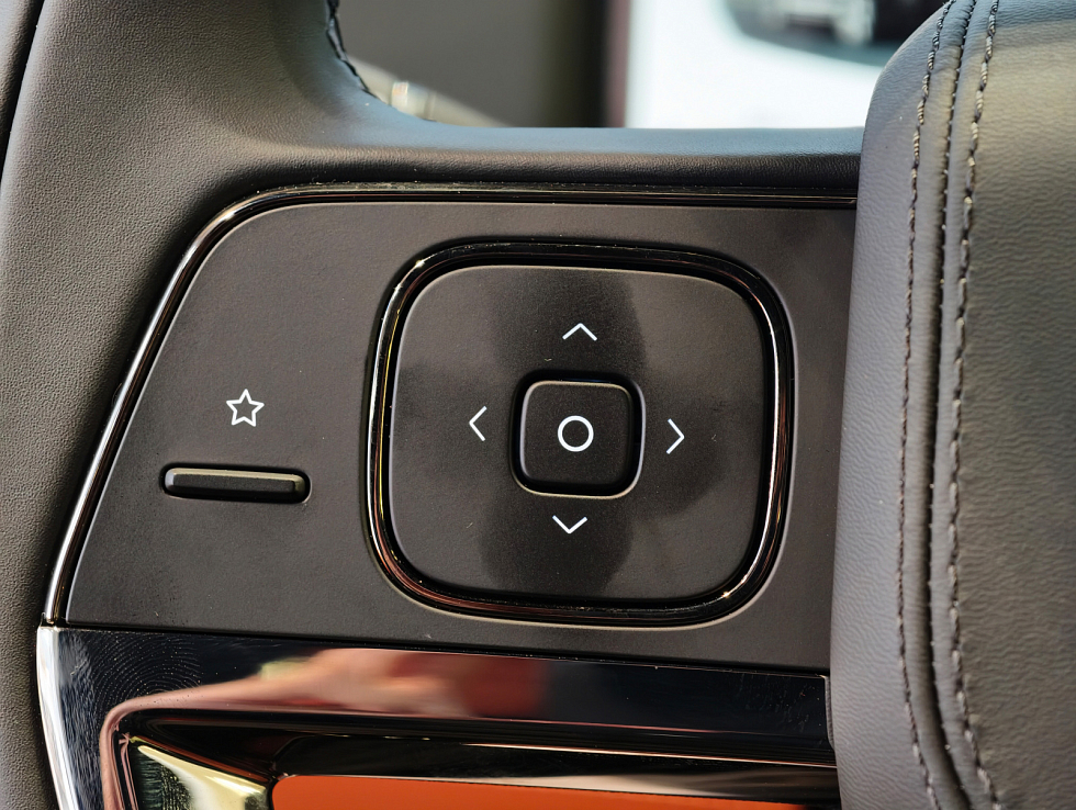 Rox 01 Family, черный