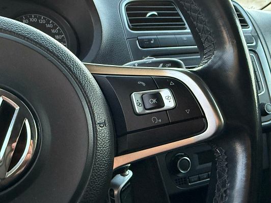 Volkswagen Polo SELECT, 2019 года, пробег 42017 км