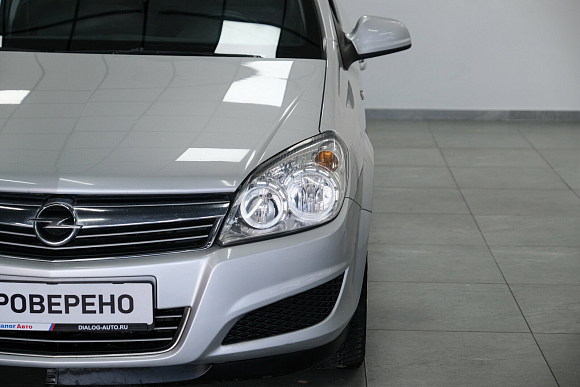 Opel Astra, 2014 года, пробег 188378 км