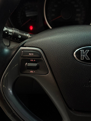 Kia Rio, 2016 года, пробег 120000 км