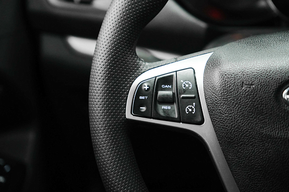 Lada (ВАЗ) Vesta Comfort, 2018 года, пробег 101000 км