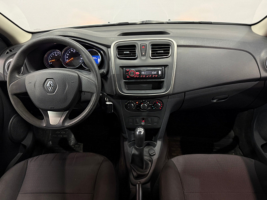 Renault Logan Confort, 2017 года, пробег 126000 км