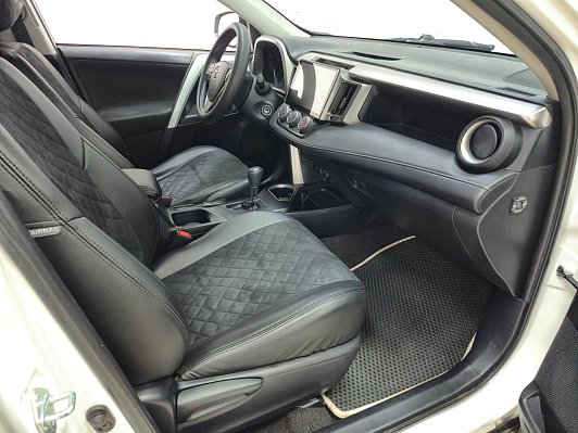Toyota RAV4, 2016 года, пробег 140132 км