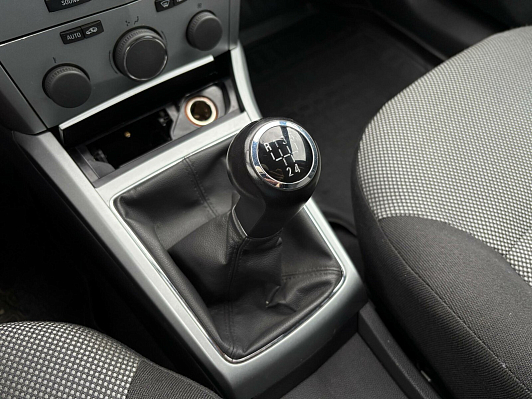 Opel Astra Enjoy, 2012 года, пробег 161680 км