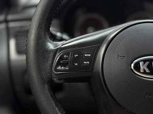 Kia Rio Prestige, 2011 года, пробег 195061 км