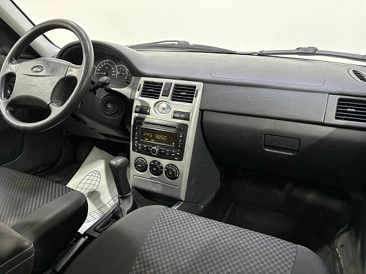 Lada (ВАЗ) Priora Люкс, 2012 года, пробег 150000 км