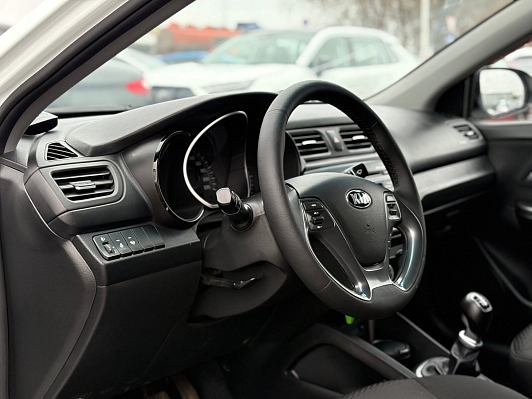 Kia Rio Comfort Аудио, 2015 года, пробег 153378 км