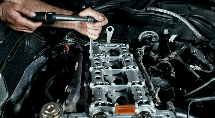 Замена маслосъёмных колпачков в автосервисе Диалог Авто